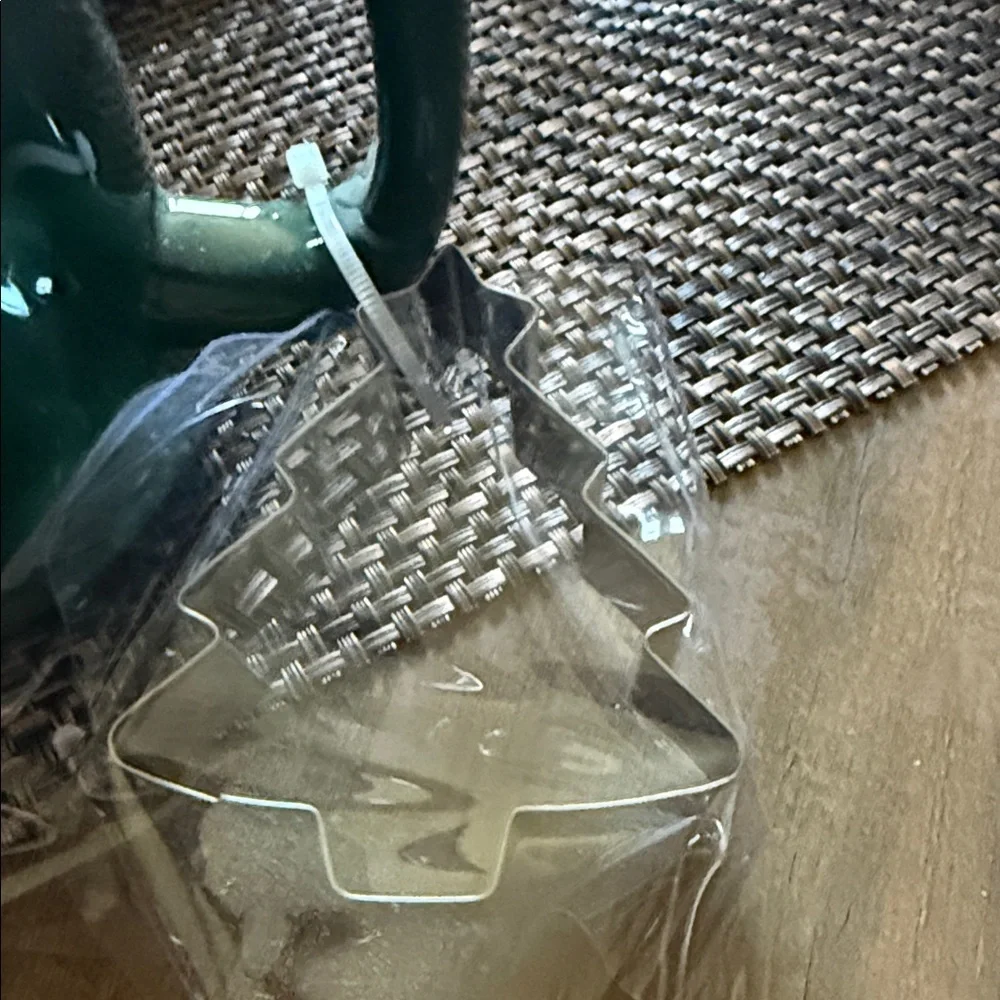 Rae Dunn Green Christmas Cheer Mug with Cookie Cutter - Picture 2 of 5